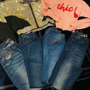 I sell 4 pants size 3,5,6,7 stretch skinny